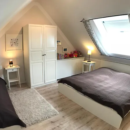 Kinderfreundliche Nemo Fuer 6 Personen Apartment Burg auf Fehmarn
